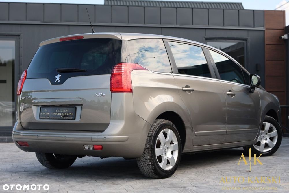 Peugeot 5008 - 4