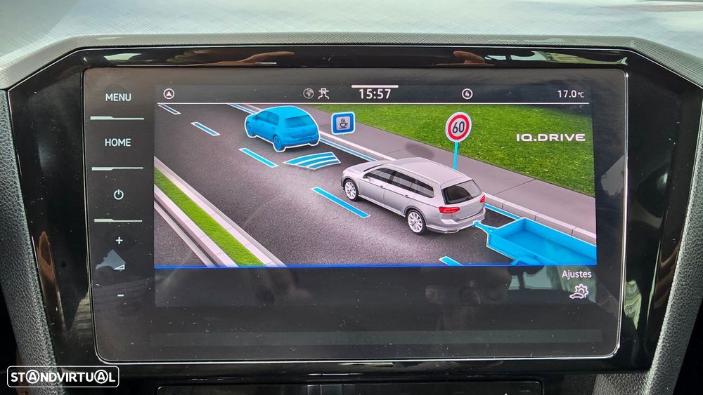 VW Passat Variant - 24