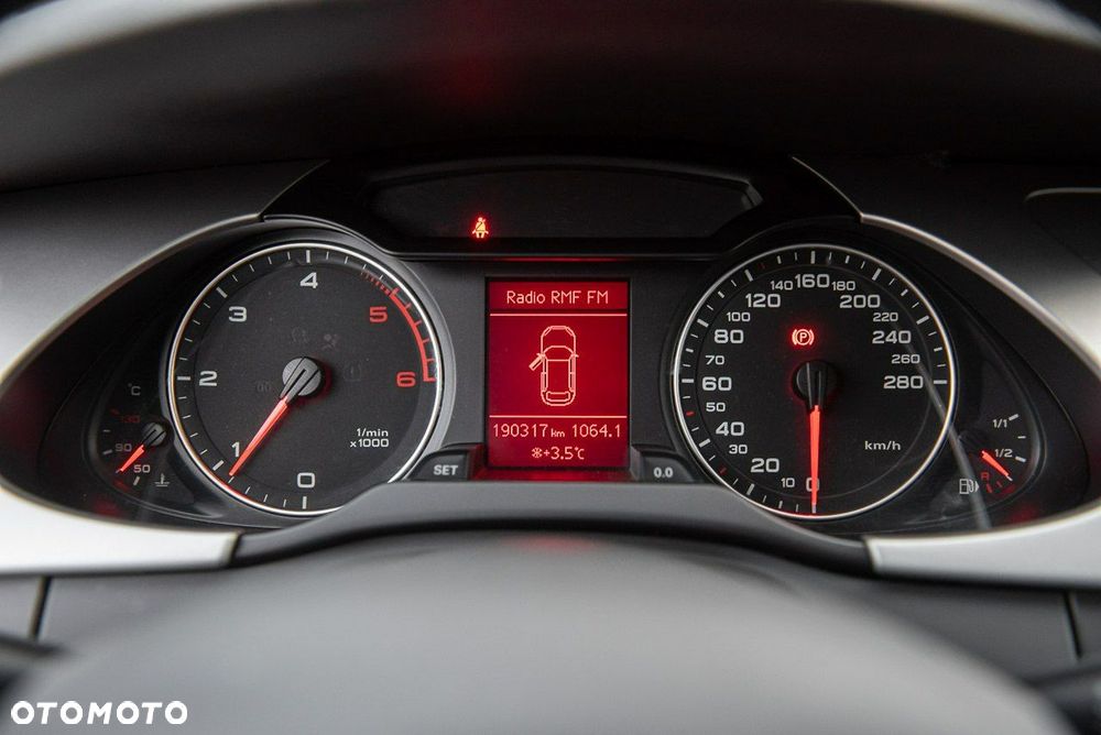 Audi A4 Avant 2.0 TDI DPF S line Sportpaket - 28