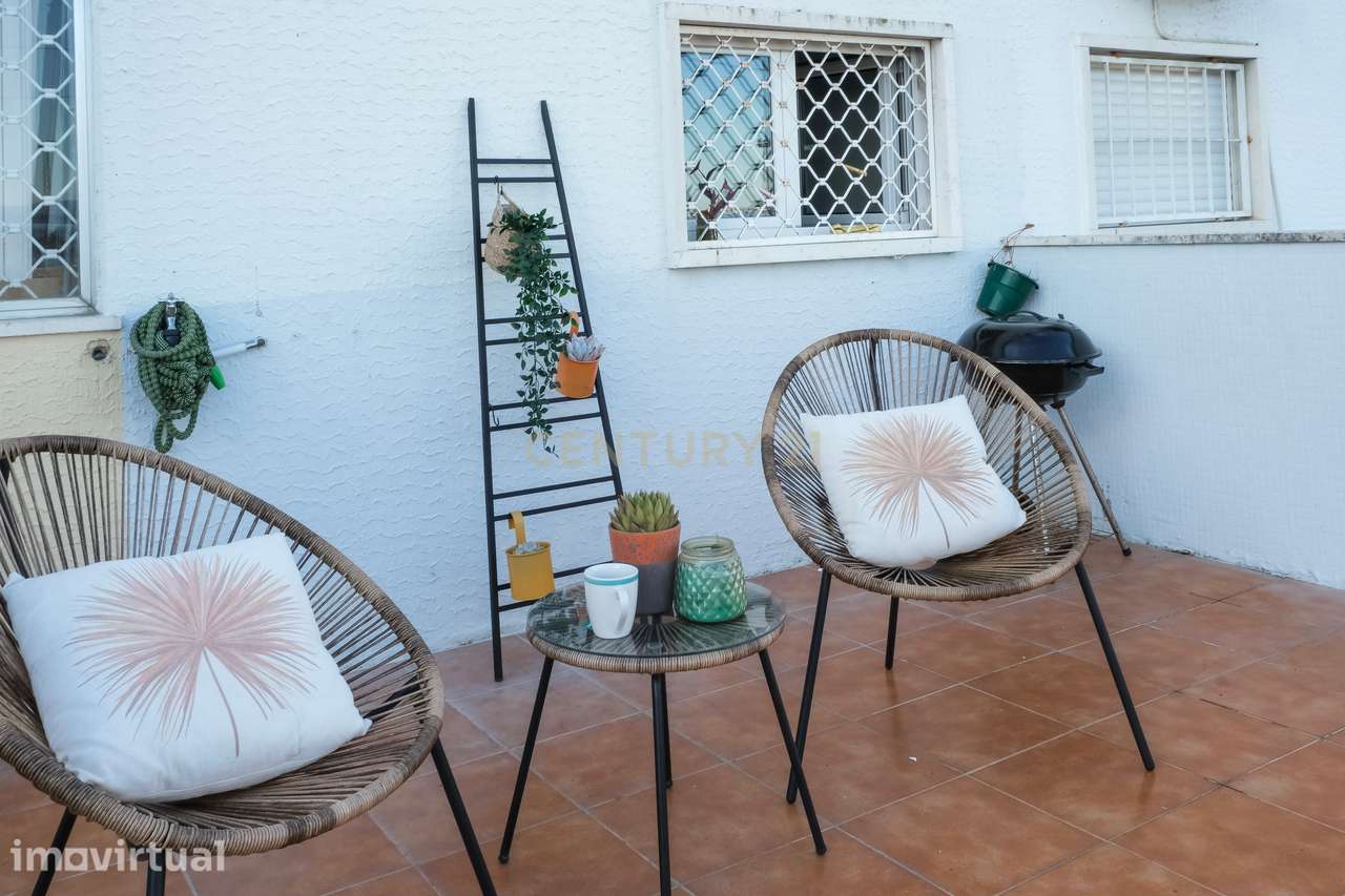 T2 com terraço Vista Rio em Cacilhas - Almada - Grande imagem: 3/29
