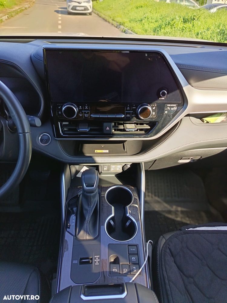 Toyota Highlander 2.5 L Dynamic Force 248CP Luxury Pearly - 20