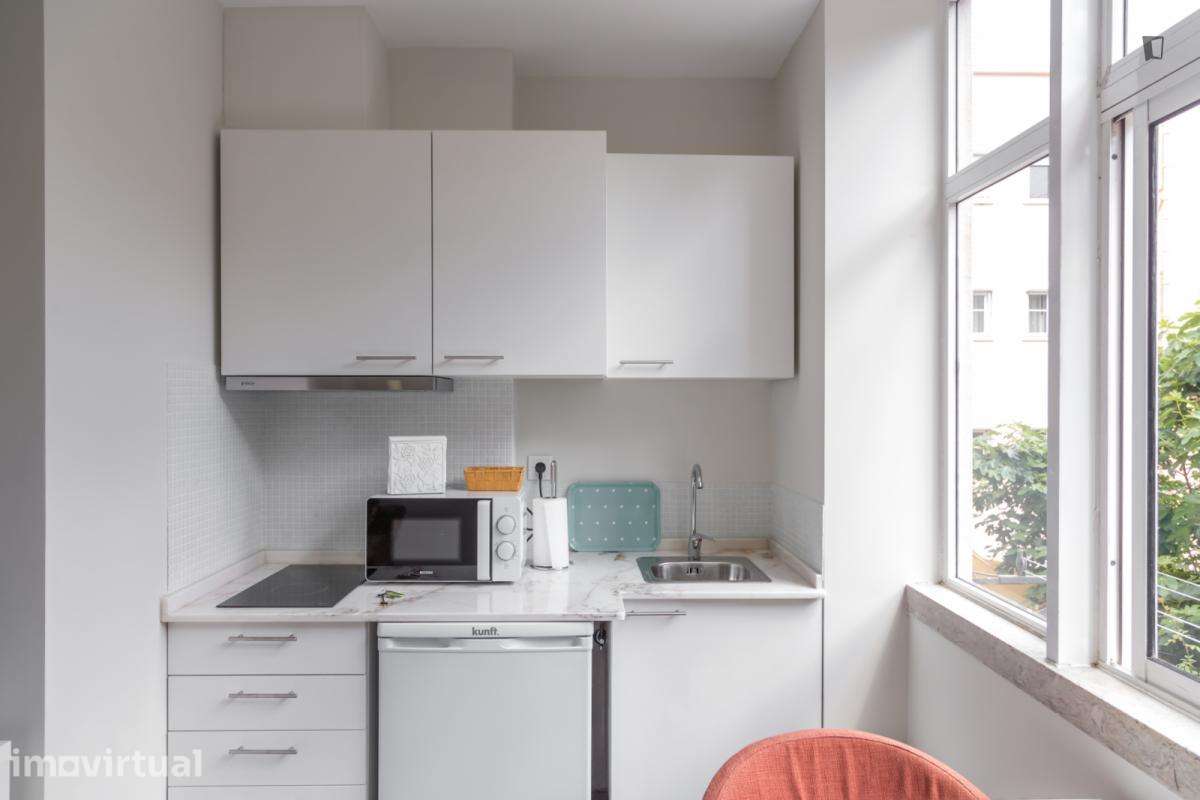 Apartamento com 1 quartos - localizado em Alvalade Lisbon - Grande imagem: 3/10