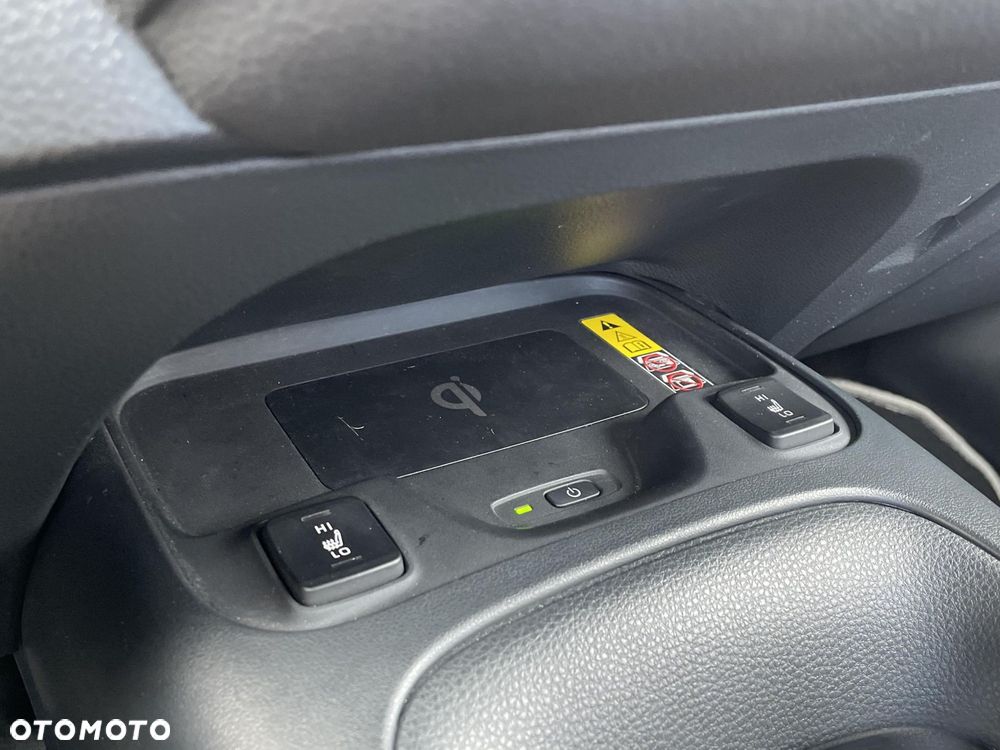 Toyota Corolla 1.8 Hybrid Comfort - 25