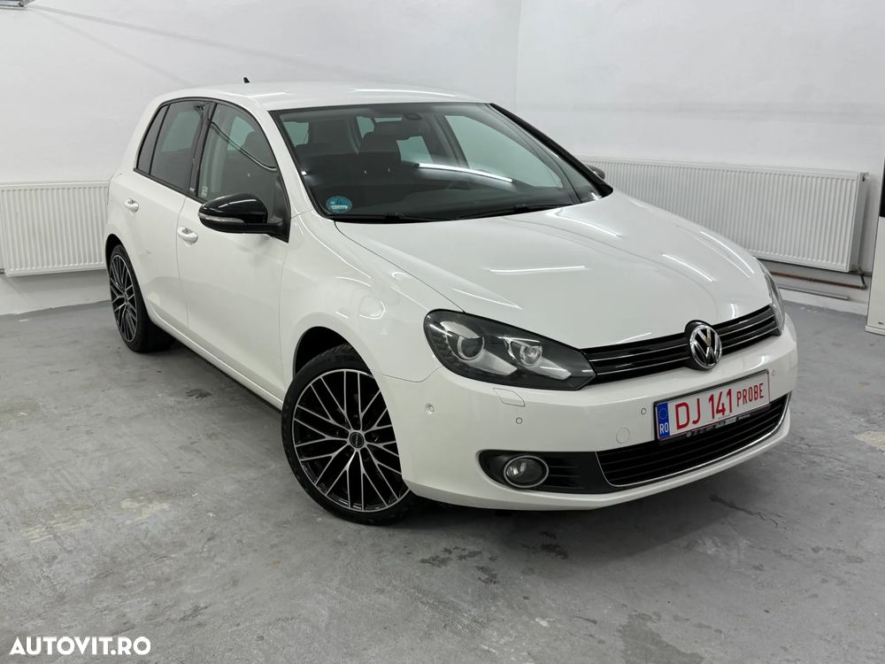 Volkswagen Golf 2.0 TDI DPF DSG Style - 1
