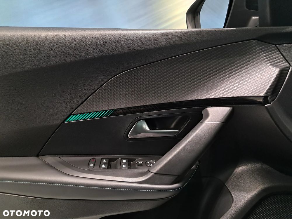Peugeot 2008 1.2 PureTech Allure S&S EAT8 - 18