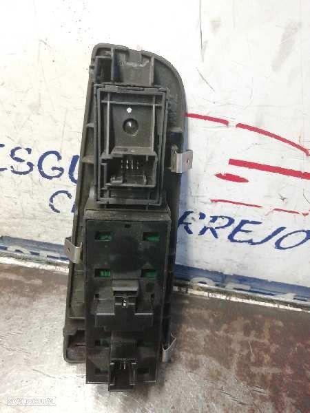 COMANDO ELEVADOR DE VIDRO FRONTAL ESQUERDO FIAT BRAVO II 2007 -735434462 - 4