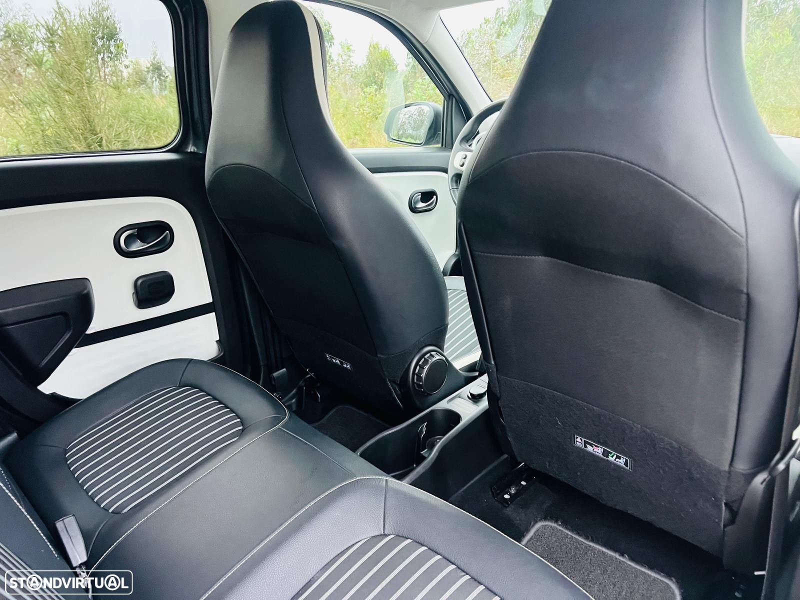 Renault Twingo 0.9 TCe Exclusive - 47