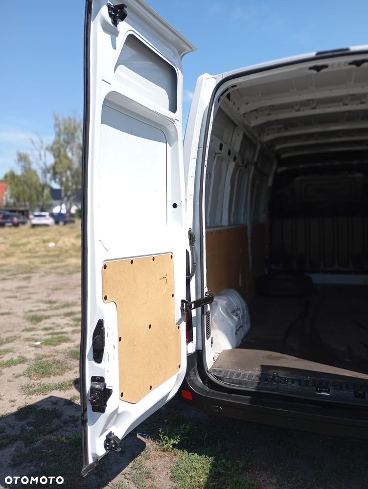 Renault Master - 13