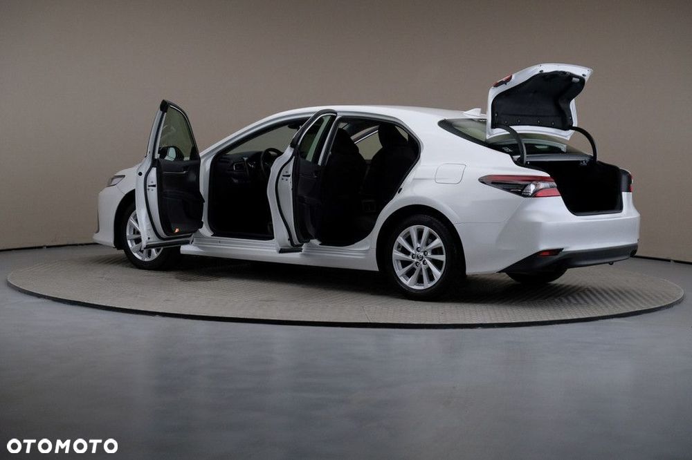 Toyota Camry 2.5 Hybrid Comfort CVT - 7
