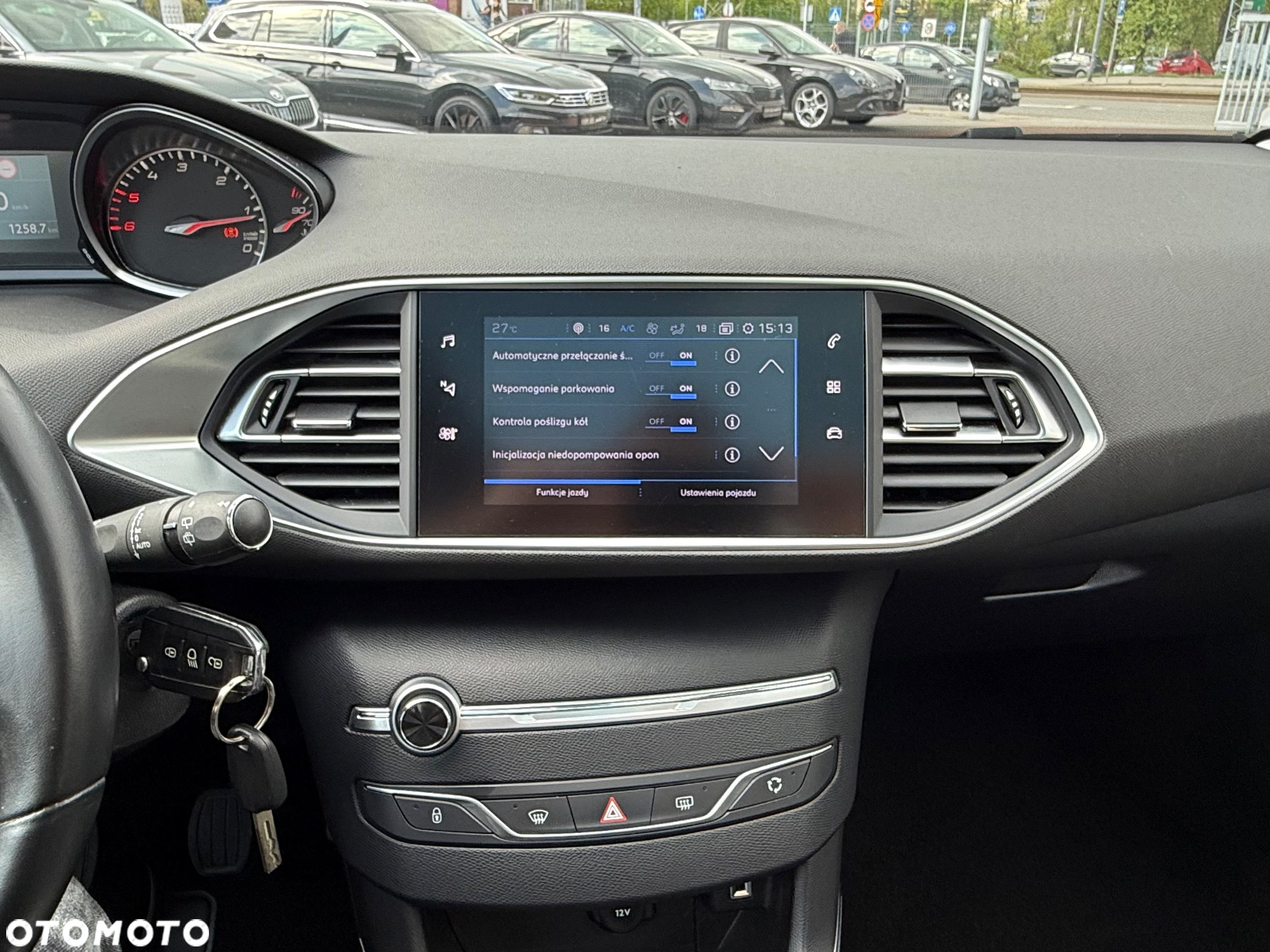 Peugeot 308 SW 1.5 BlueHDi Allure S&S - 27