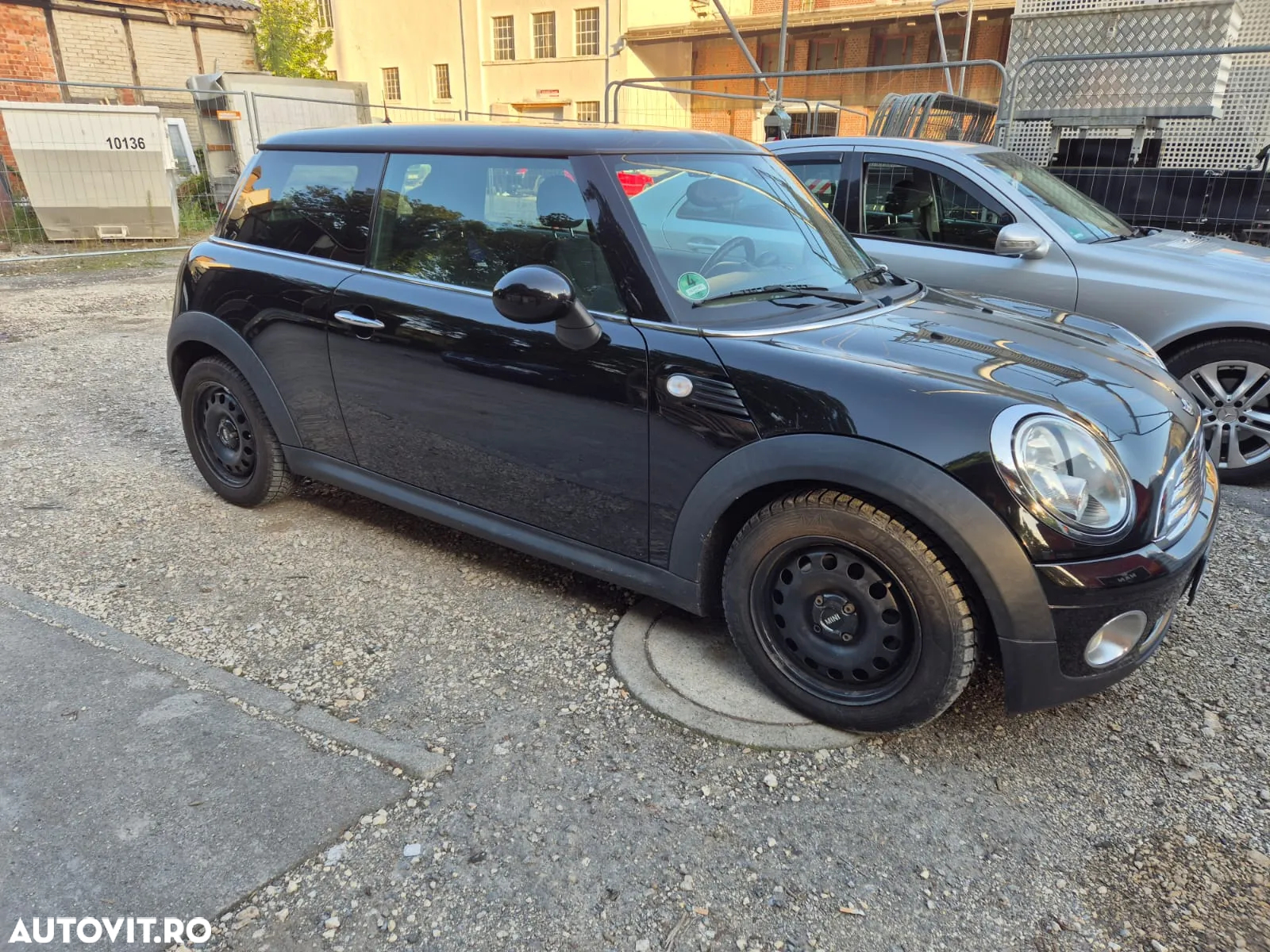 Mini Cooper Standard - 4