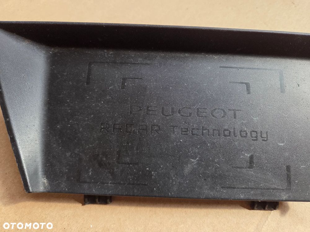Zaślepka osłona radaru Peugeot 208 II  9823228680 - 3