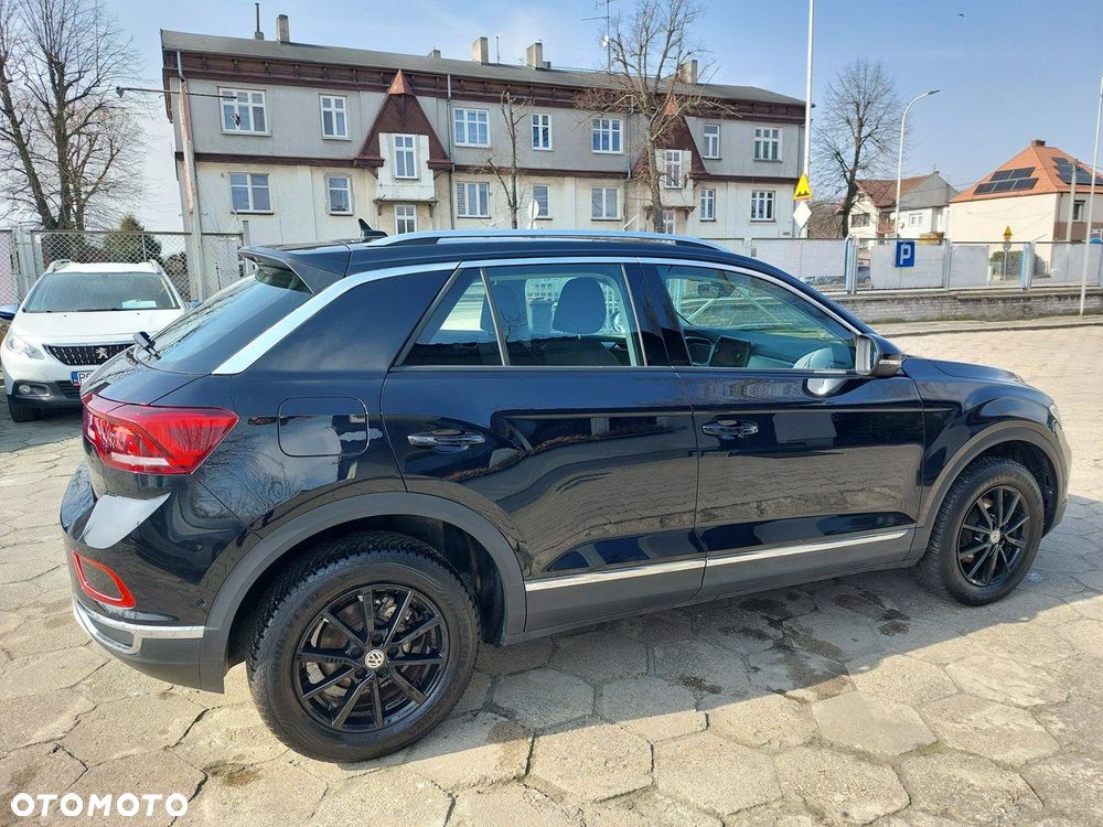 Volkswagen T-Roc - 9