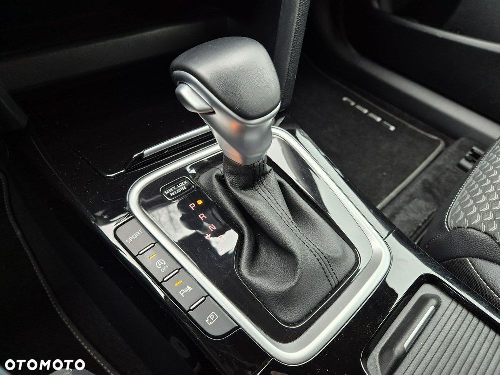 Kia Ceed 1.5 T-GDI Tribute DCT - 20