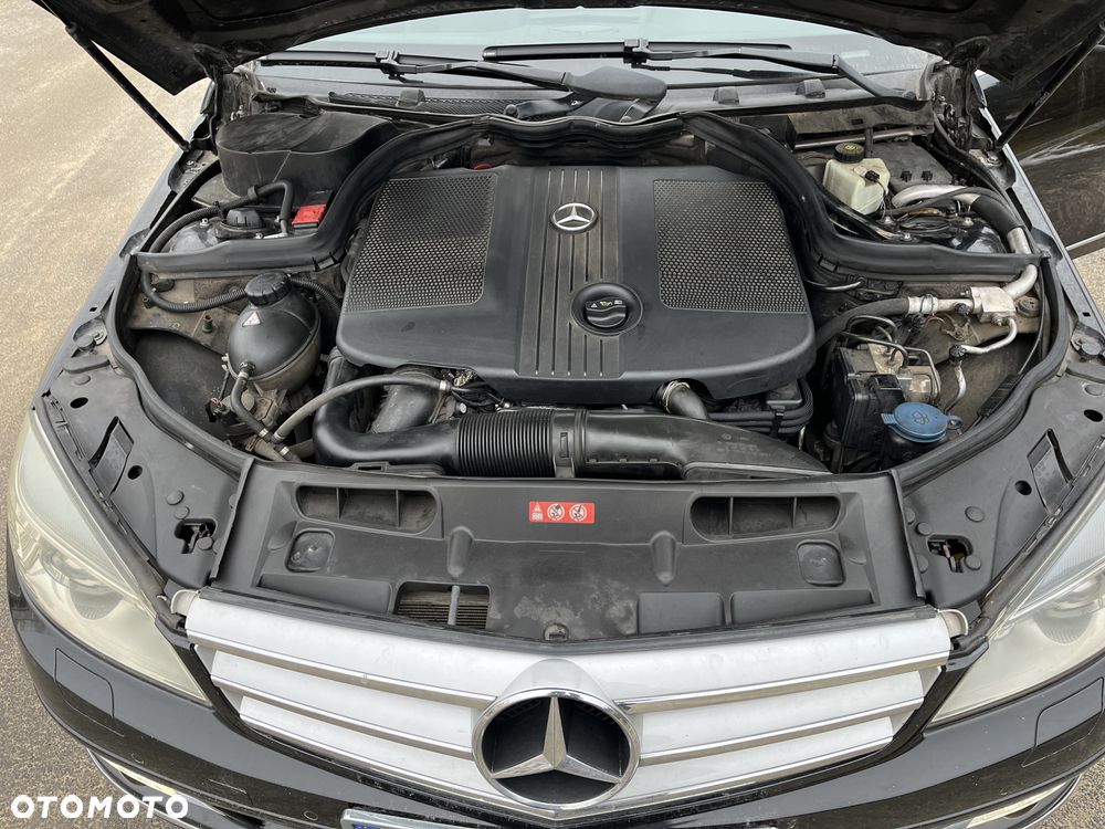 Mercedes-Benz Klasa C 220 CDI DPF Automatik BlueEFFICIENCY Avantgarde - 18