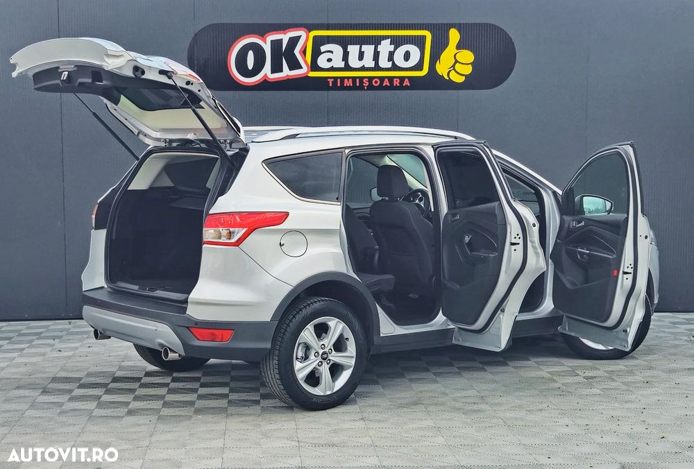 Ford Kuga - 32