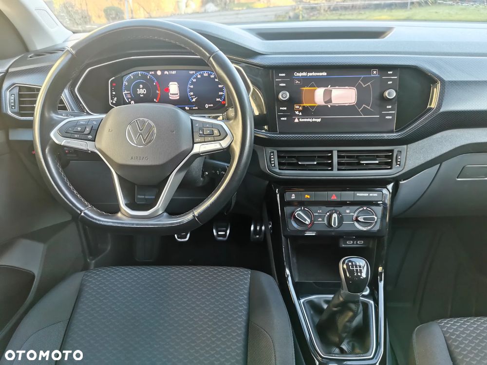 Volkswagen T-Cross - 19