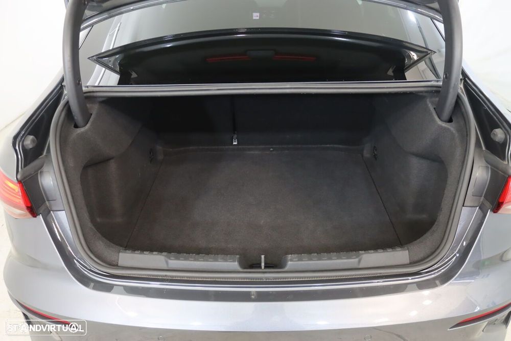 Audi A3 Limousine 30 TFSI S line S tronic - 31