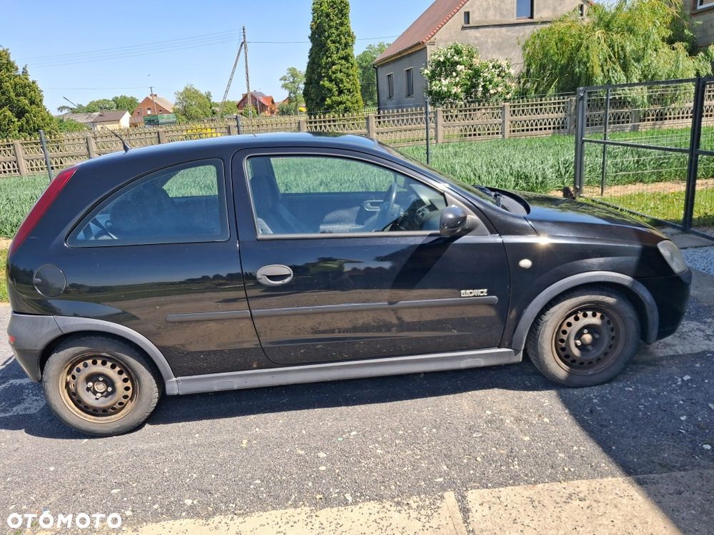 Opel Corsa - 1