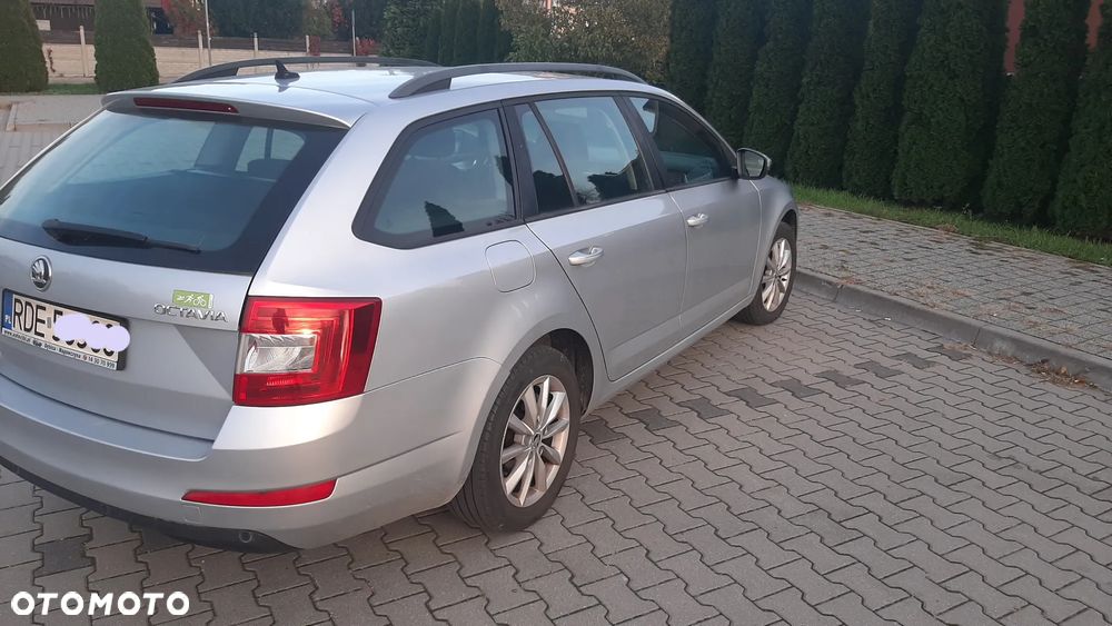 Skoda Octavia 1.6 TDI Ambition - 6