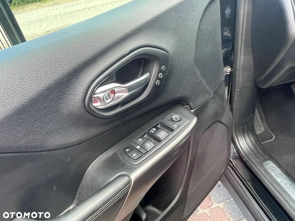 Jeep Cherokee 3.2 V6 Active Drive I Limited - 10