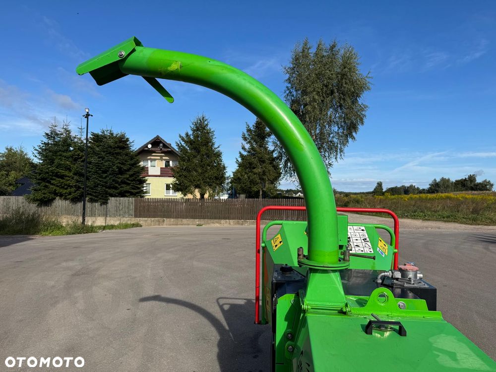 Rębak Rozdrabniarka do gałęzi GreenMech Arbtrak 150-35 Układ Gąsienicowy 2015 Rok - 13