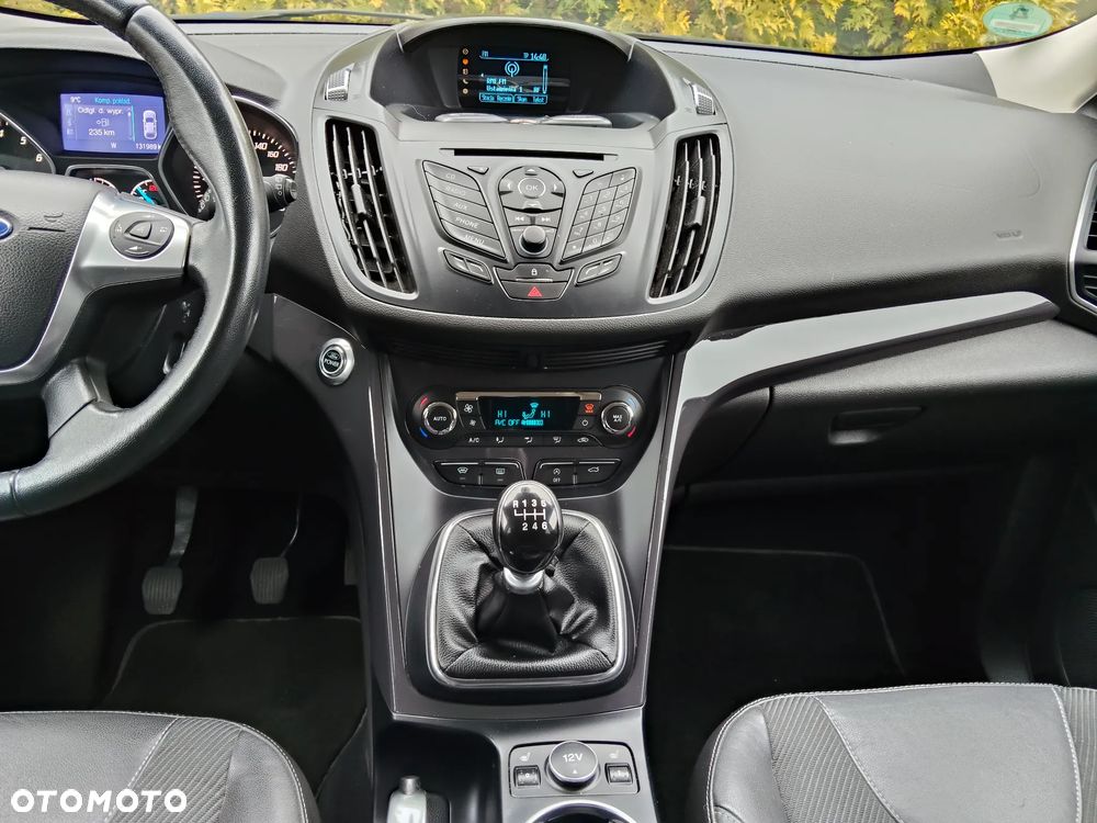 Ford Kuga 1.6 EcoBoost 2x4 Titanium - 13