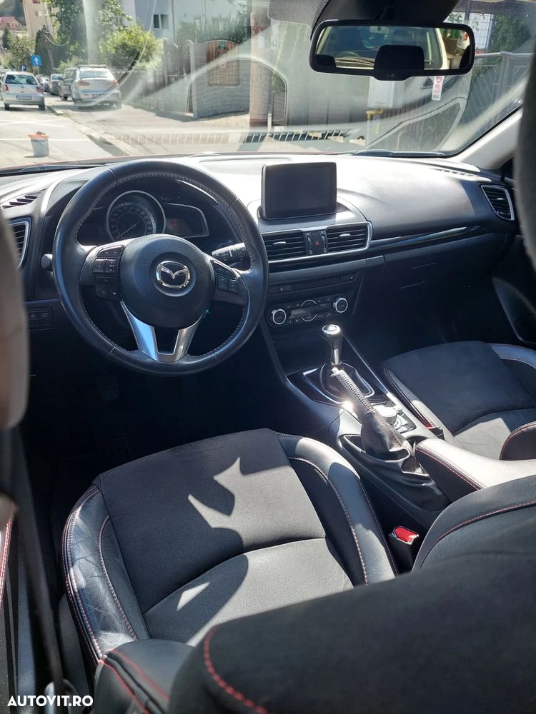 Mazda 3 G120 Revolution - 3