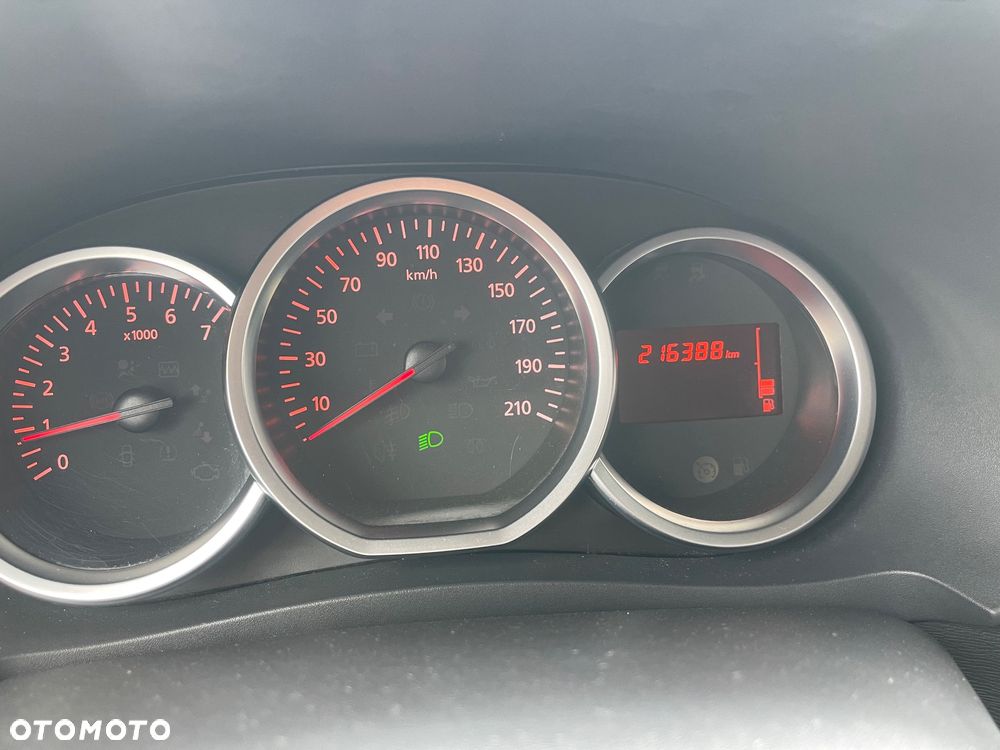 Dacia Lodgy dCi 110 Stepway - 11