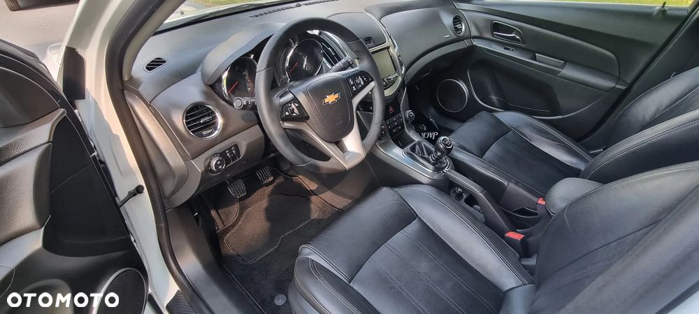 Chevrolet Cruze 1.4T LTZ+ - 1
