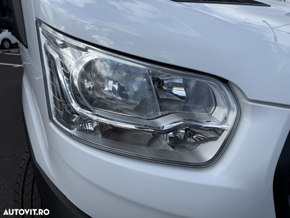 Ford Transit - 9