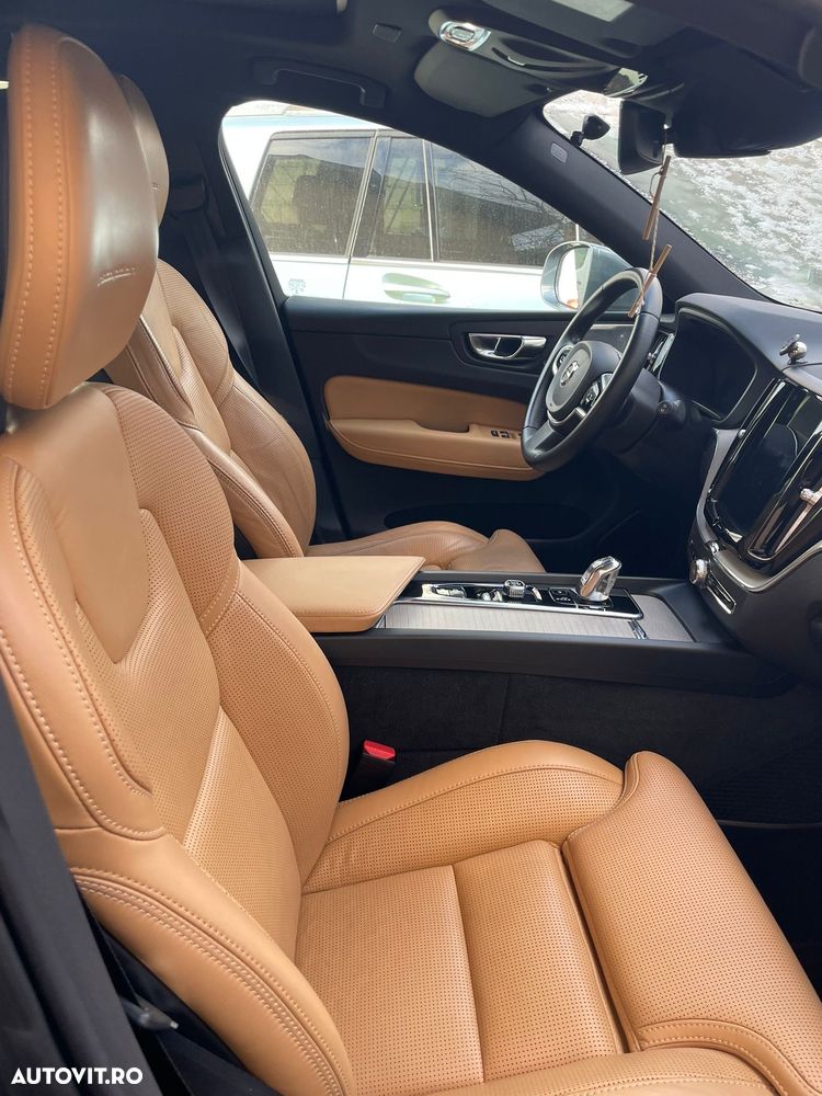 Volvo XC 60 T8 Twin Engine AWD Inscription - 4