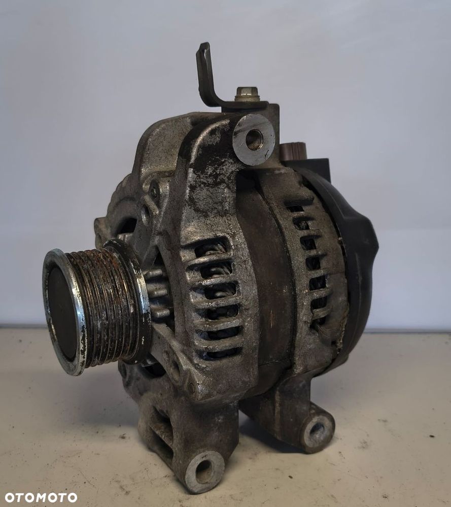 Alternator Prądnica Toyota Avensis 2.0-2.2 D-4D 27060-0G011, NR 28 - 3