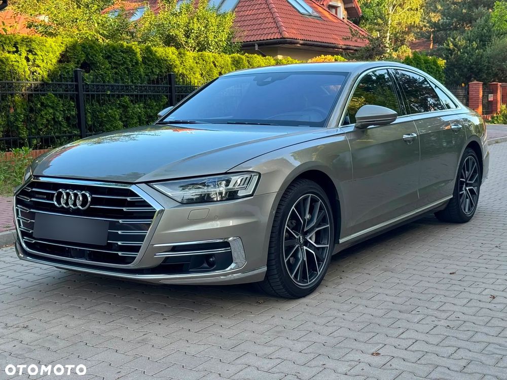 Audi A8 - 5