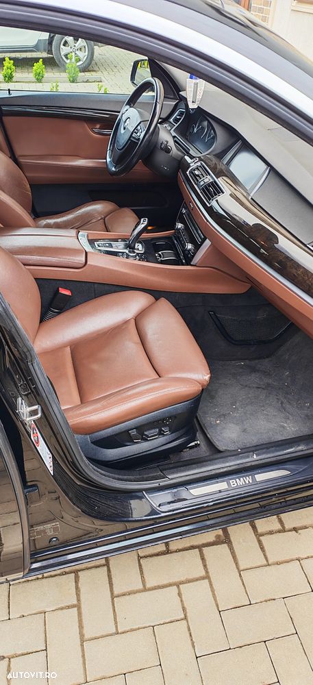 BMW Seria 5 530d Aut. - 6