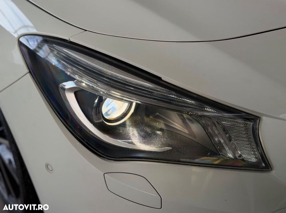 Mercedes-Benz CLA 180 UrbanStyle Edition - 9