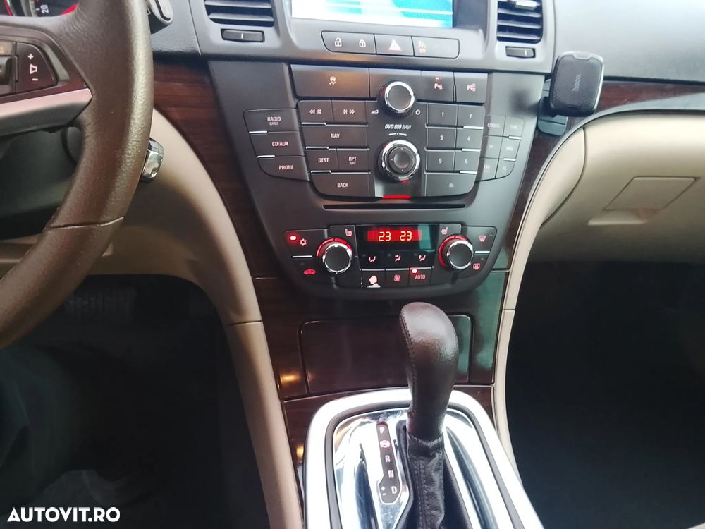Opel Insignia 2.0 CDTI Automatik Sport - 4