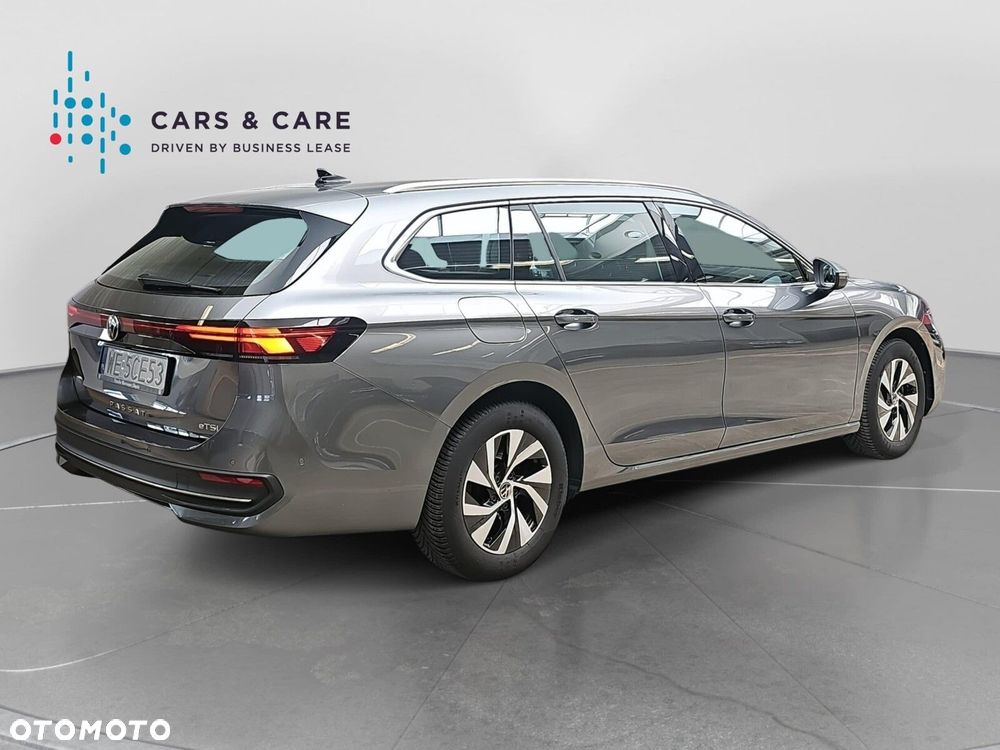 Volkswagen Passat - 29
