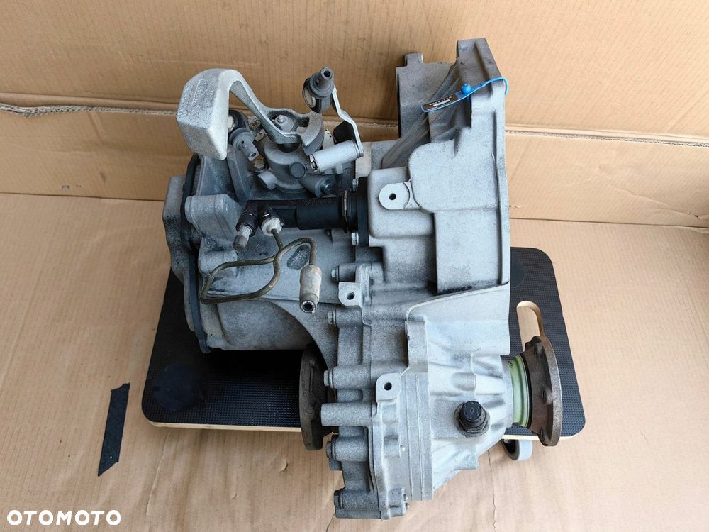 Skrzynia biegów VW Golf IV Bora SEAT toledo I 2.3 V5 manual EBS (5366) - 2