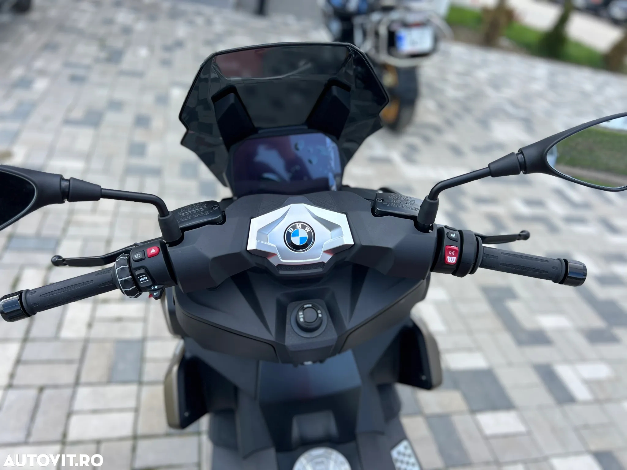 BMW C400X - 8