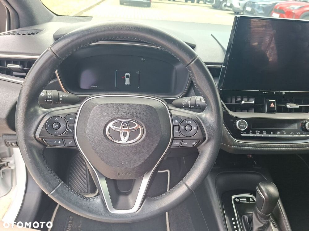Toyota Corolla 1.8 Hybrid Comfort - 17