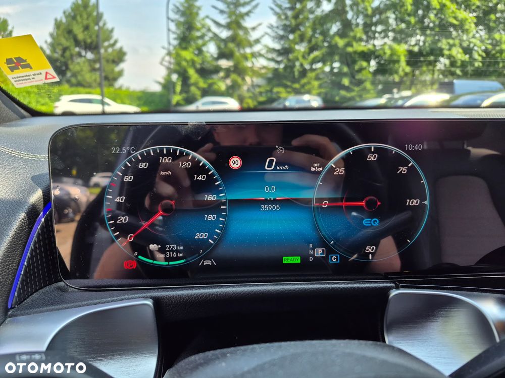 Mercedes-Benz EQB 300 66.5kWh 4-Matic AMG - 20