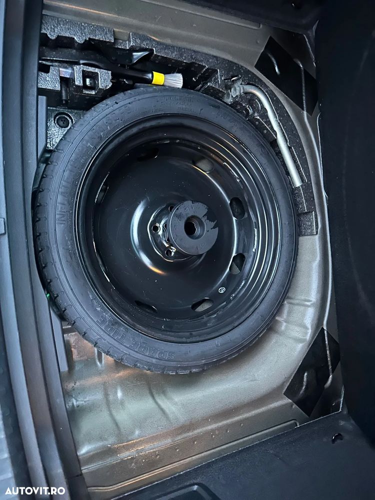 Skoda Karoq 1.0 TSI DSG Ambition - 13