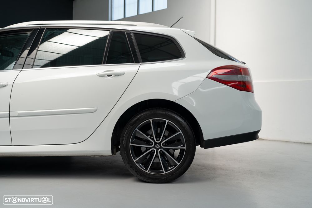 Renault Laguna Break 1.5 dCi SE Black Line - 21