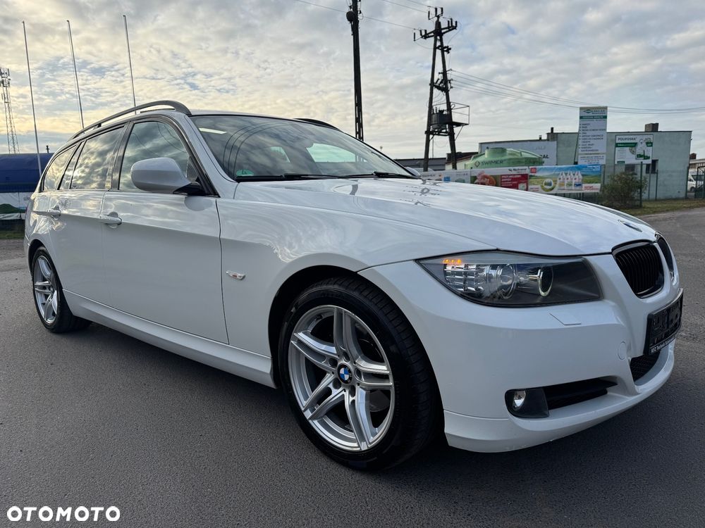 BMW Seria 3 318d DPF Touring - 7