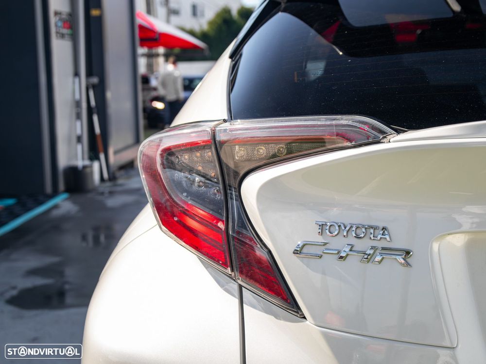 Toyota C-HR 1.8 HSD Comfort+P.Style - 9