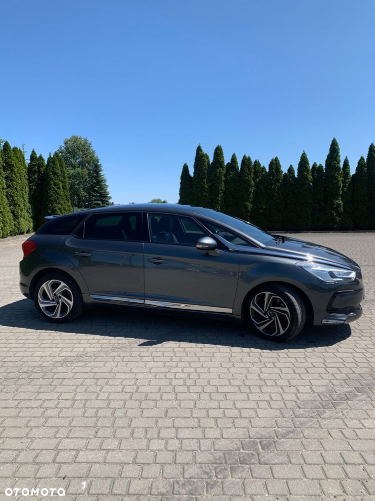 DS Automobiles DS 5 - 5