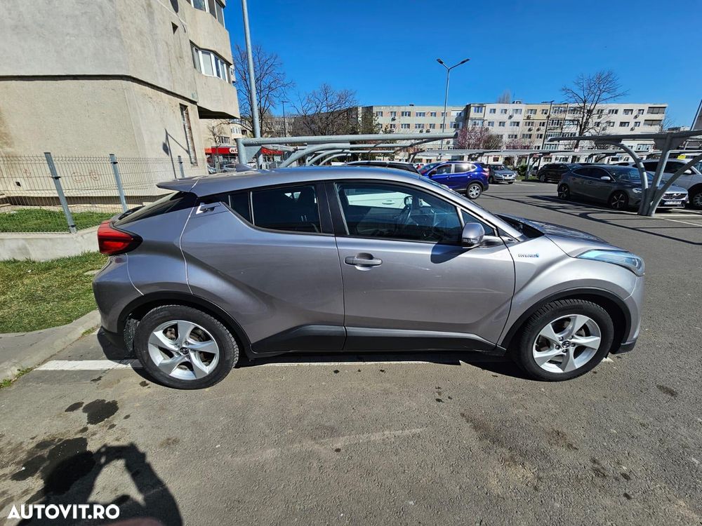 Toyota C-HR - 13