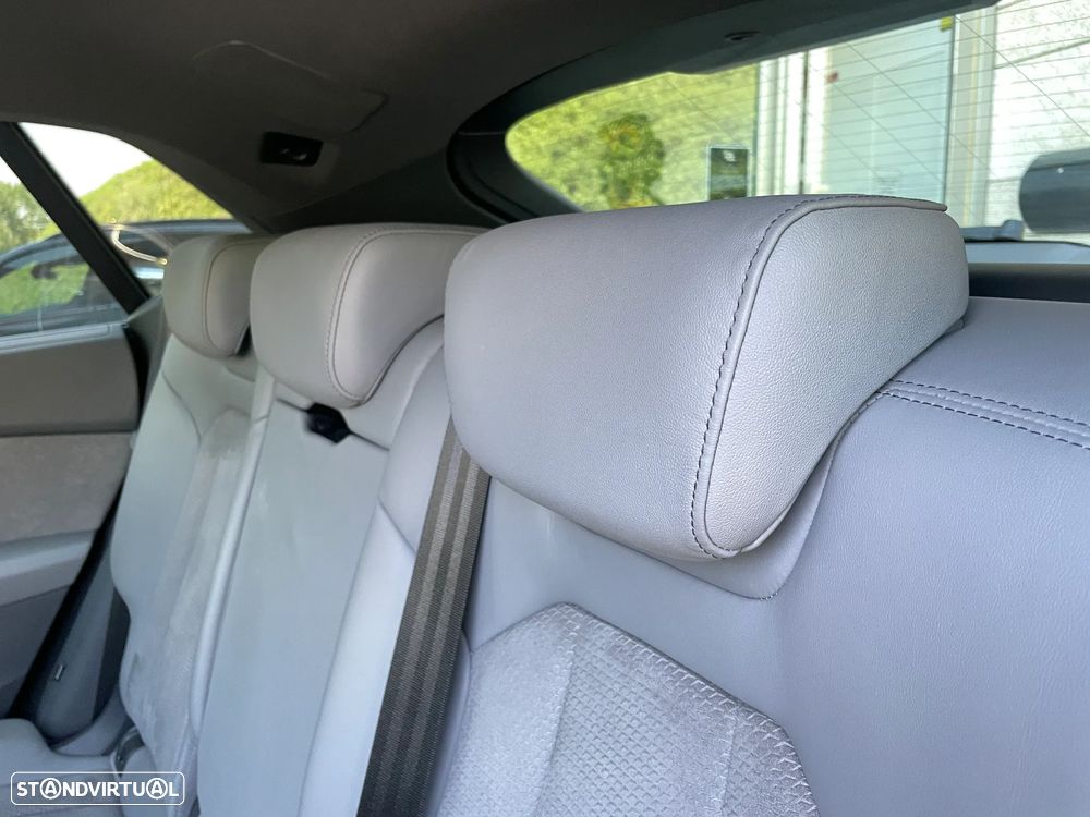 Audi SQ8 4.0 TDI quattro Tiptronic - 23