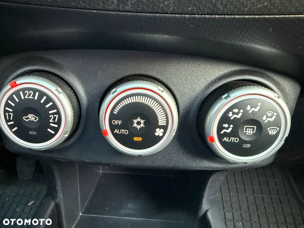 Mitsubishi Outlander 2.0 DID Intense + - 17